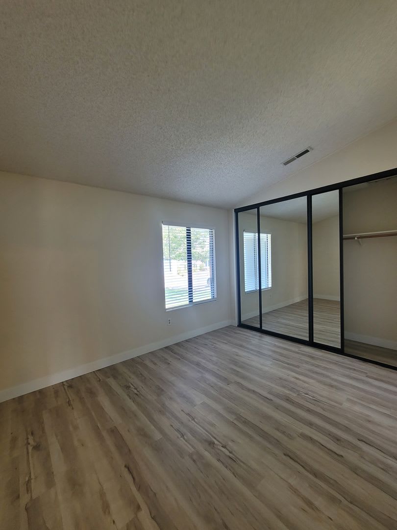 Open Airy 3 Bed Home With Private Patio In Discovery Bay – photo 5