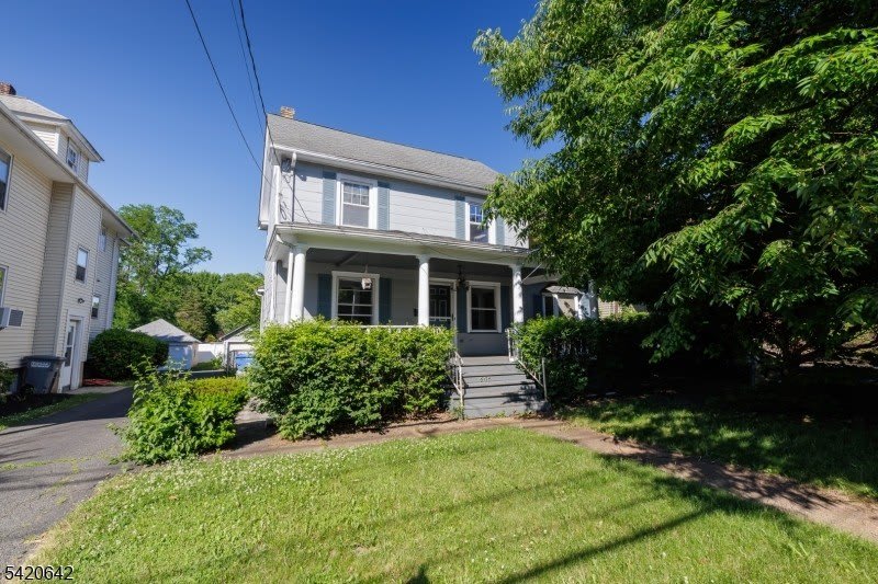 606 N Washington Ave – photo 1