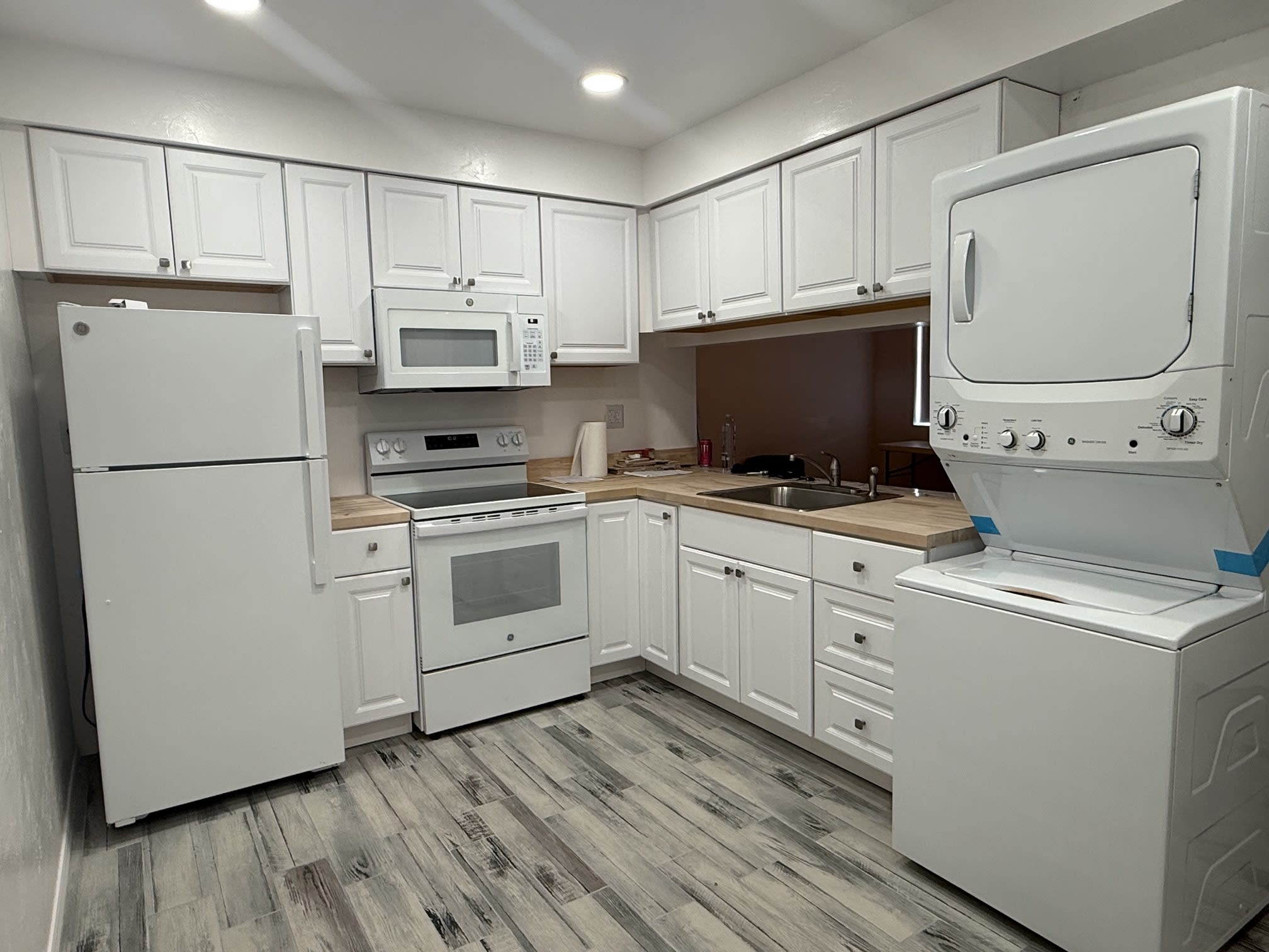 1526 S. COLUMBUS BLVD #7 – photo 1