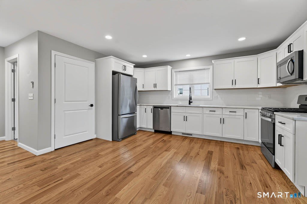 33 W End Avenue – photo 3