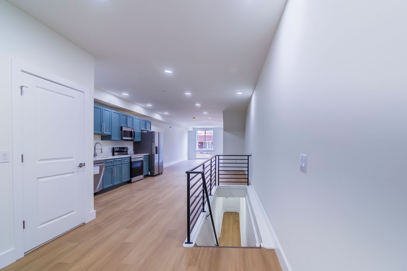 3956 PARRISH ST – photo 2