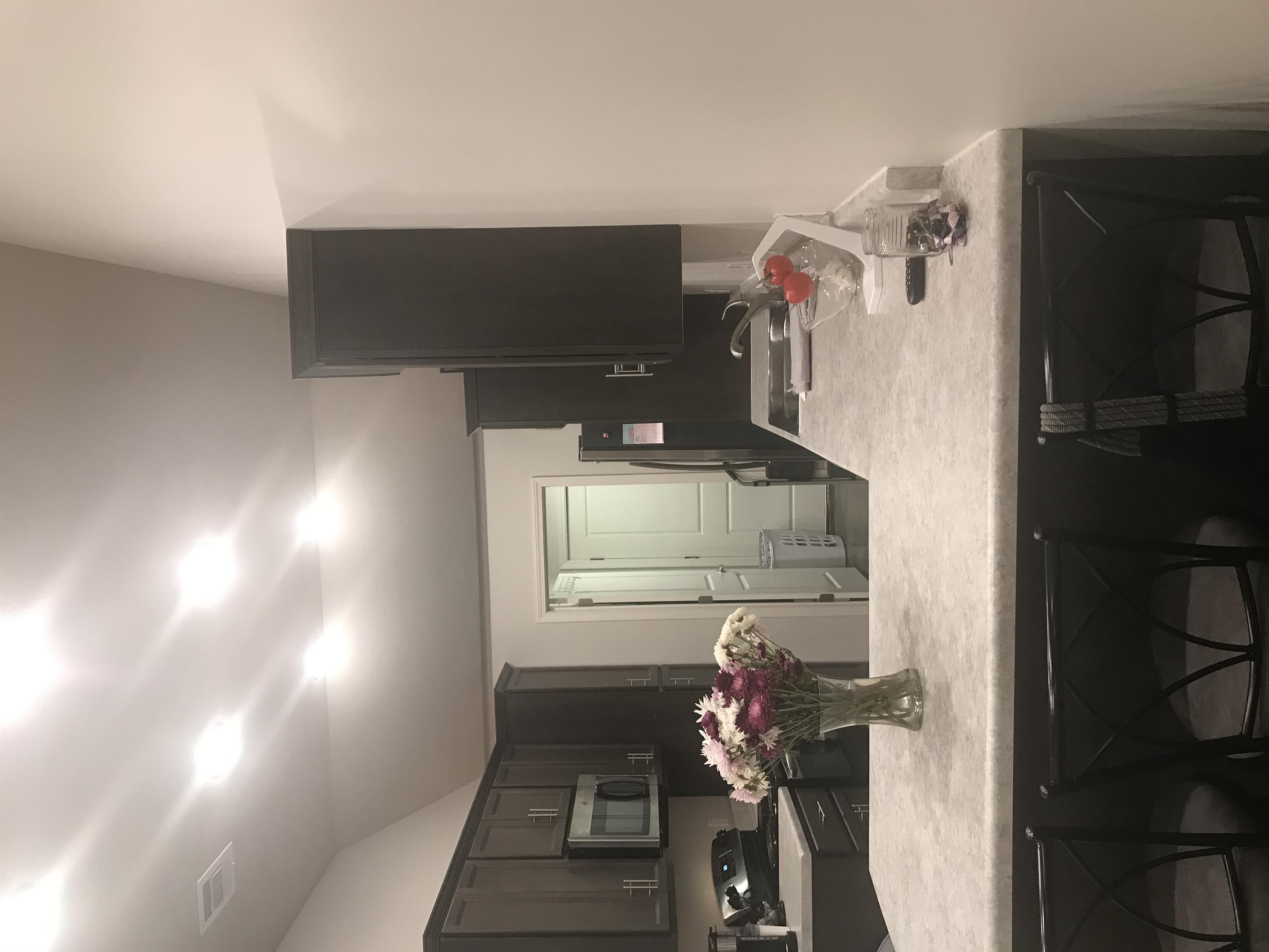 1613 West Nettleton Avenue B – photo 2