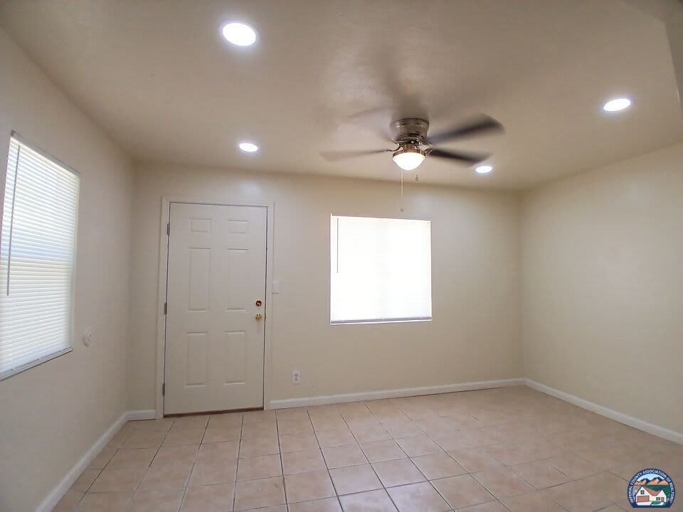 210 B St – photo 2