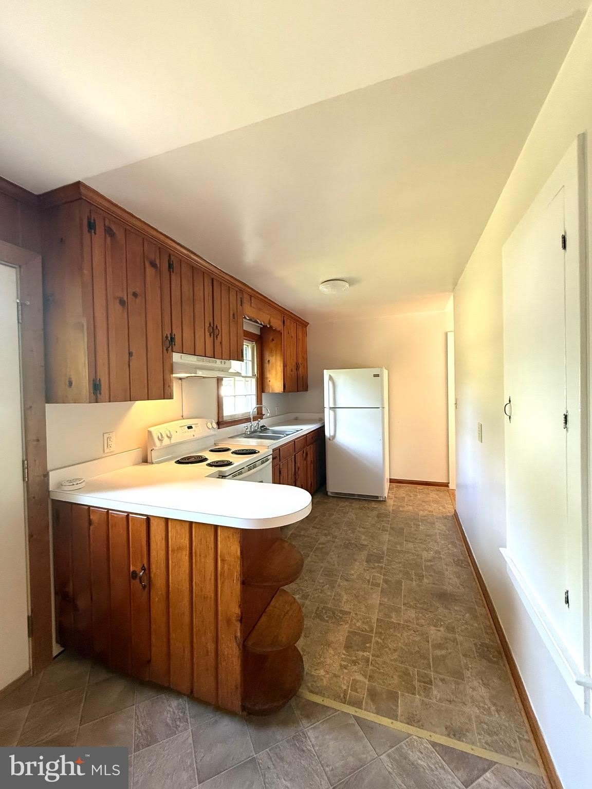 1523 Courthouse Road – photo 4