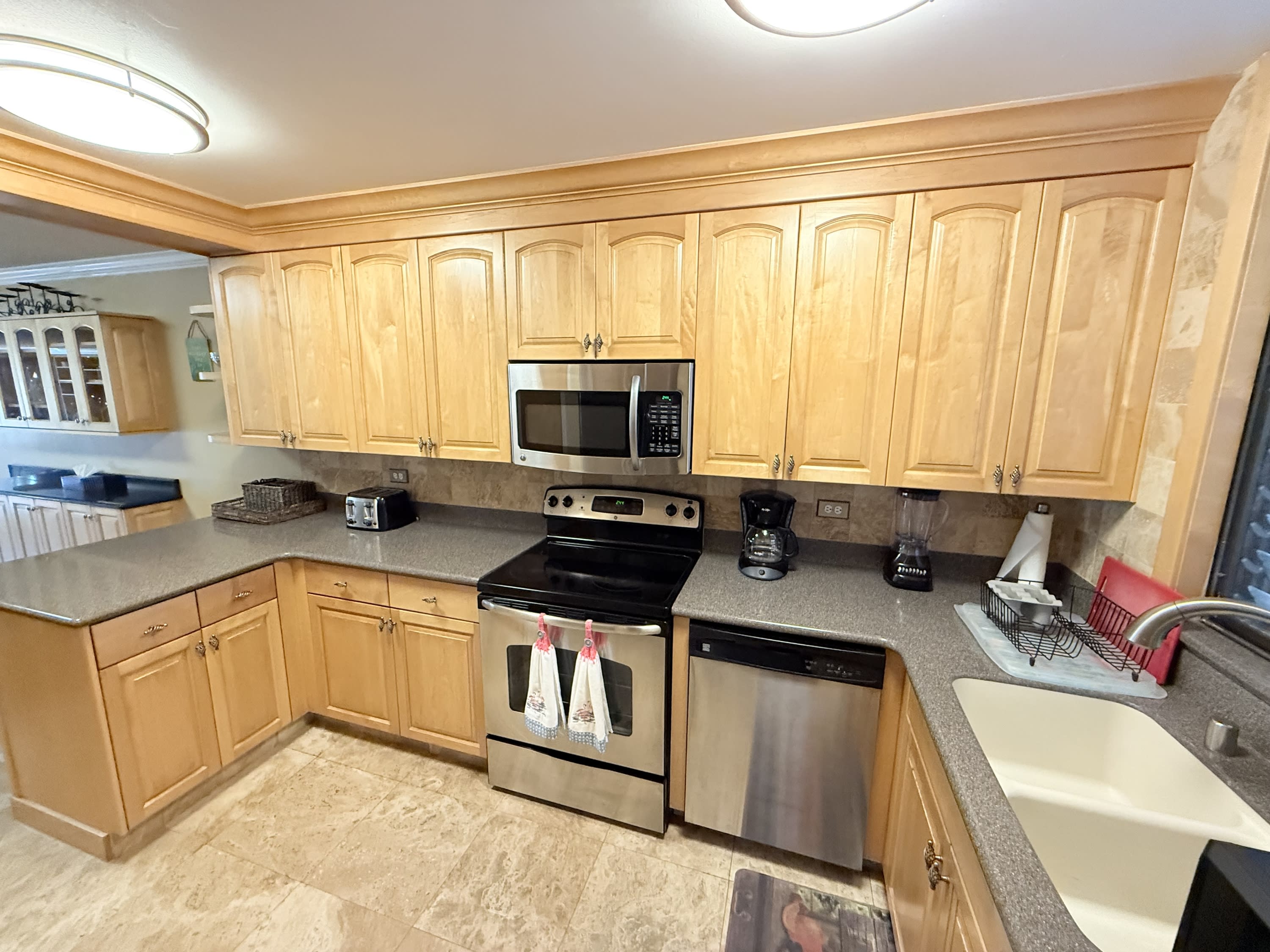 511 Hahaione Street – photo 2