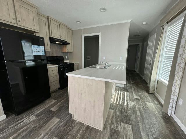 19 Ave A – photo 3
