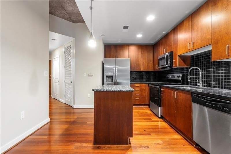 250 Pharr Road NE – photo 2