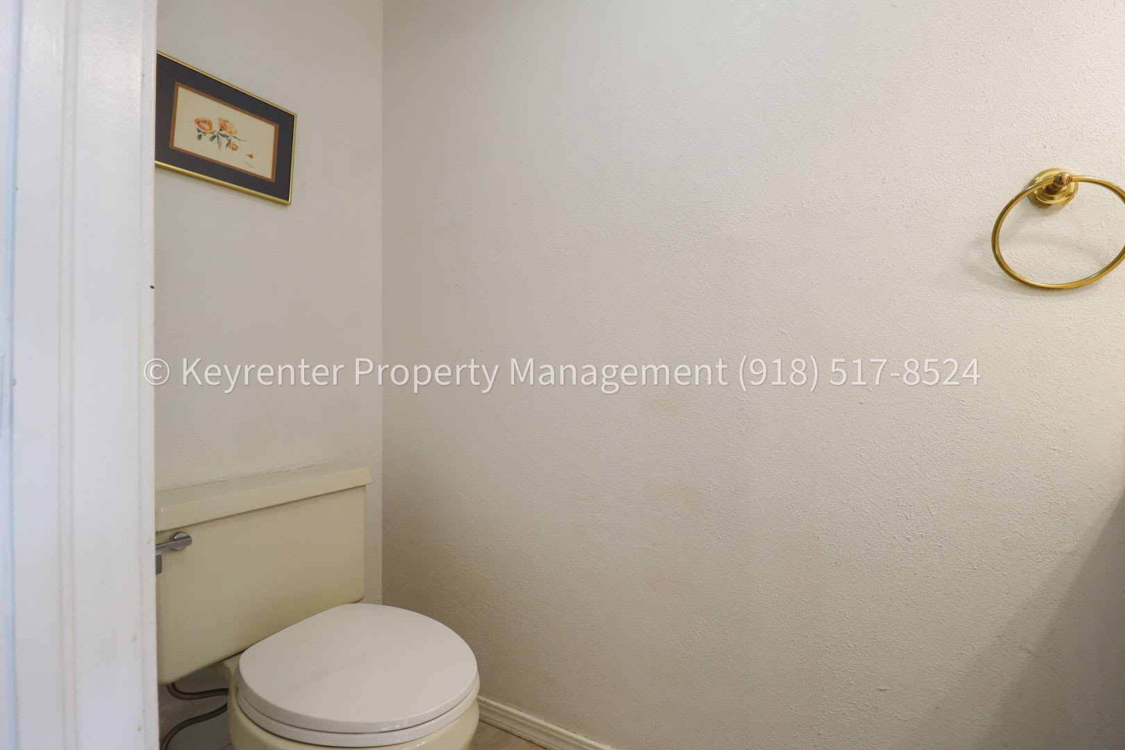 Beautiful South Tulsa 2 bedroom 1.5 Bath Condo! Available Now! – photo 5