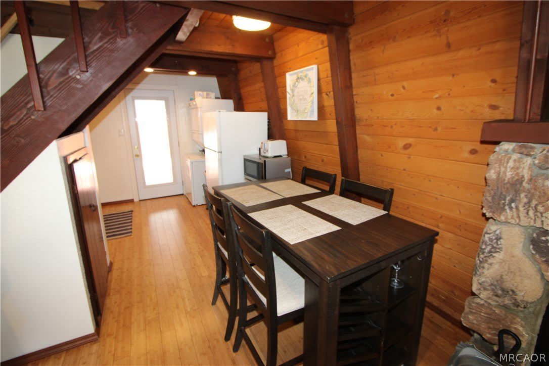 255 Riverside Avenue – photo 5