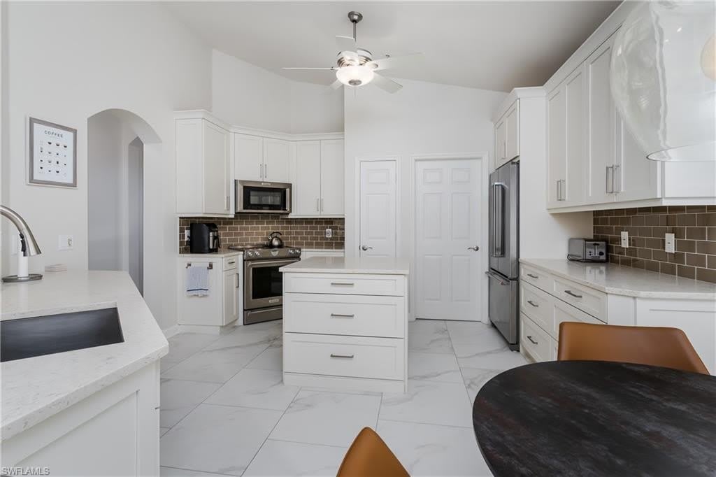 3295 Twilight Ln – photo 2