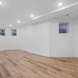 5430 South University Avenue – photo 5