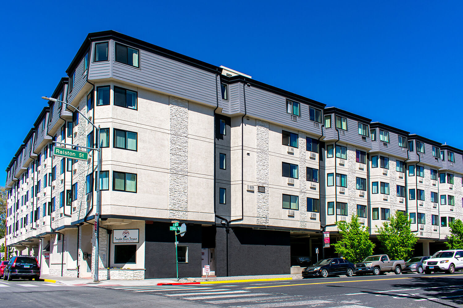 Truckee River Terrace Apartments – photo 2