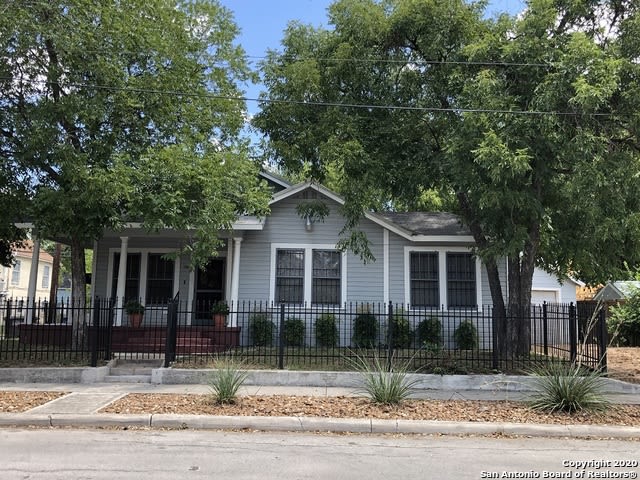 802 Indianola St – photo 1