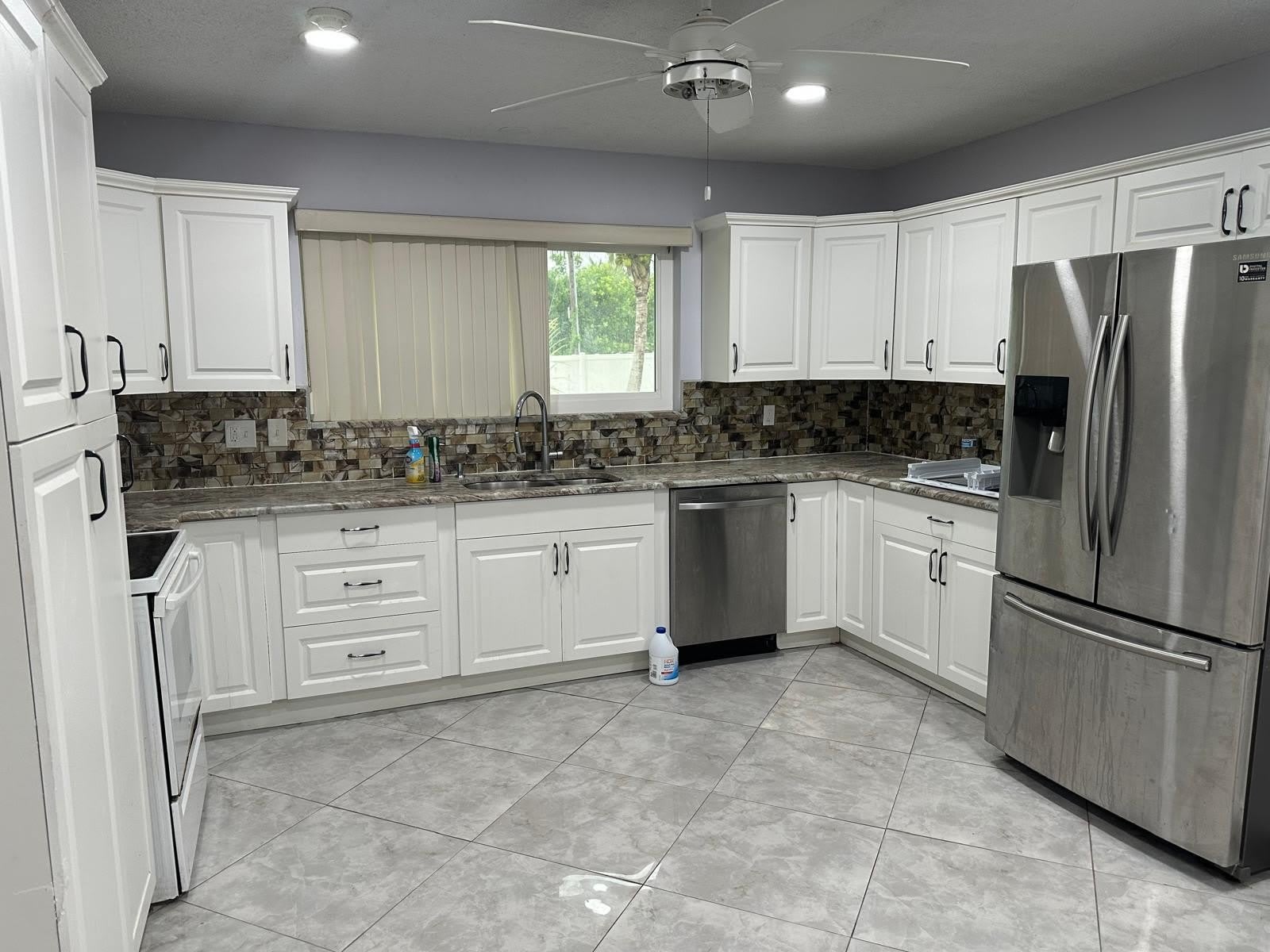1616 Crandon Avenue – photo 3