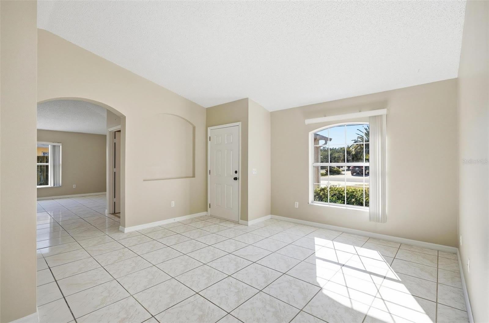 106 LA MANCHA Drive – photo 5