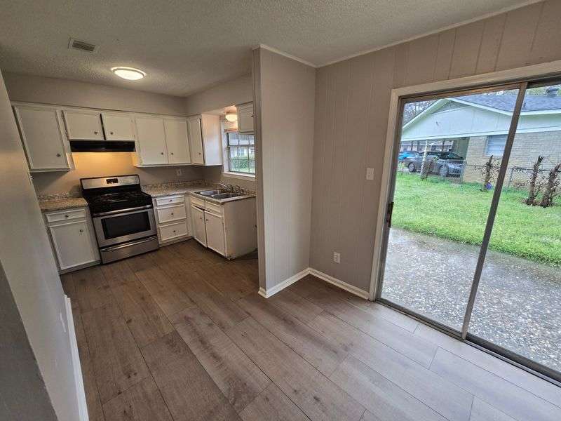 9220 Ricky Ln – photo 4