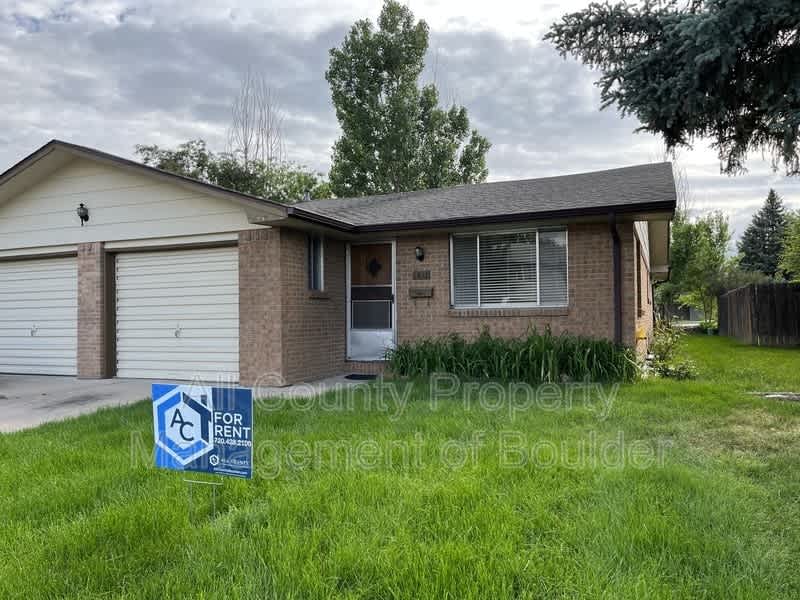 1517 Stuart St – photo 1