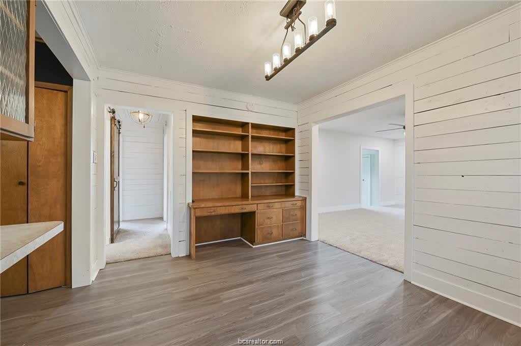 201 E North Avenue – photo 5