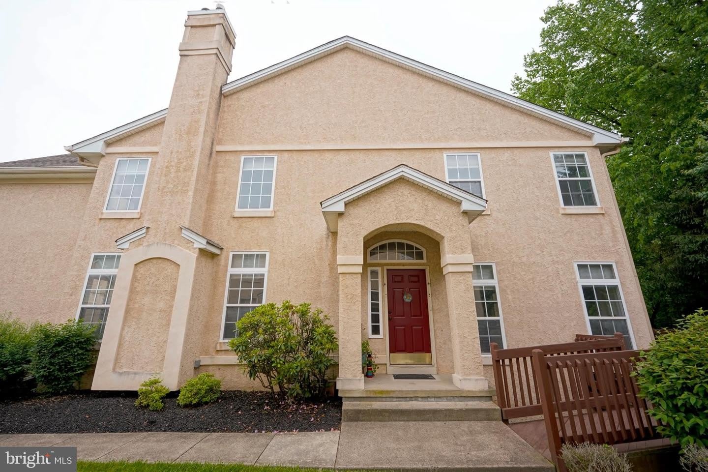 16 BUCKINGHAM PL – photo 2