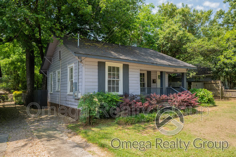 2104 Yancey Ave – photo 2