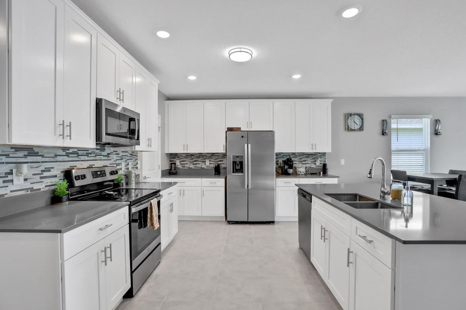 5 Bedrooms in Preserve at LPGA!! – photo 3