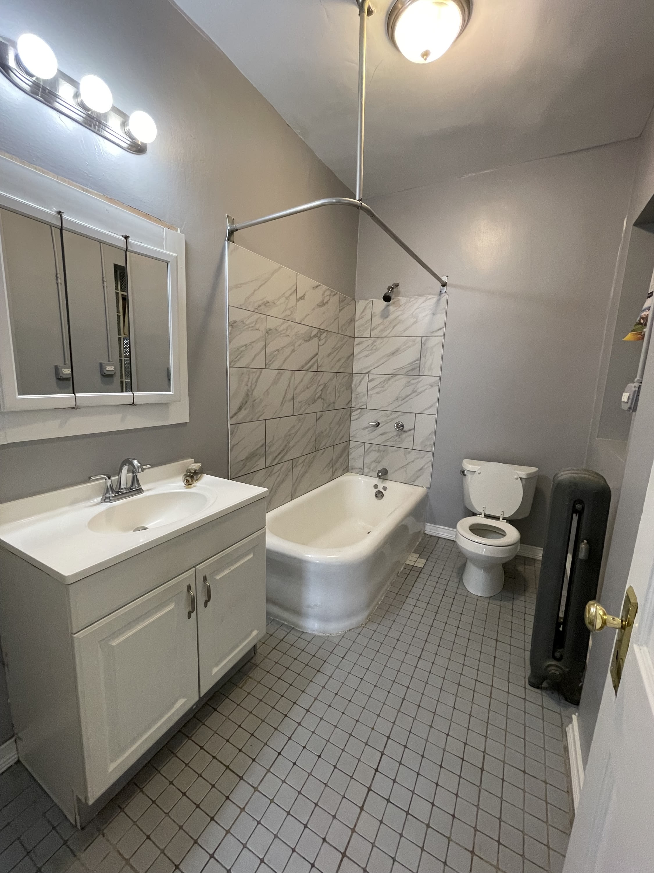 7003 1 2 Roosevelt Road – photo 5