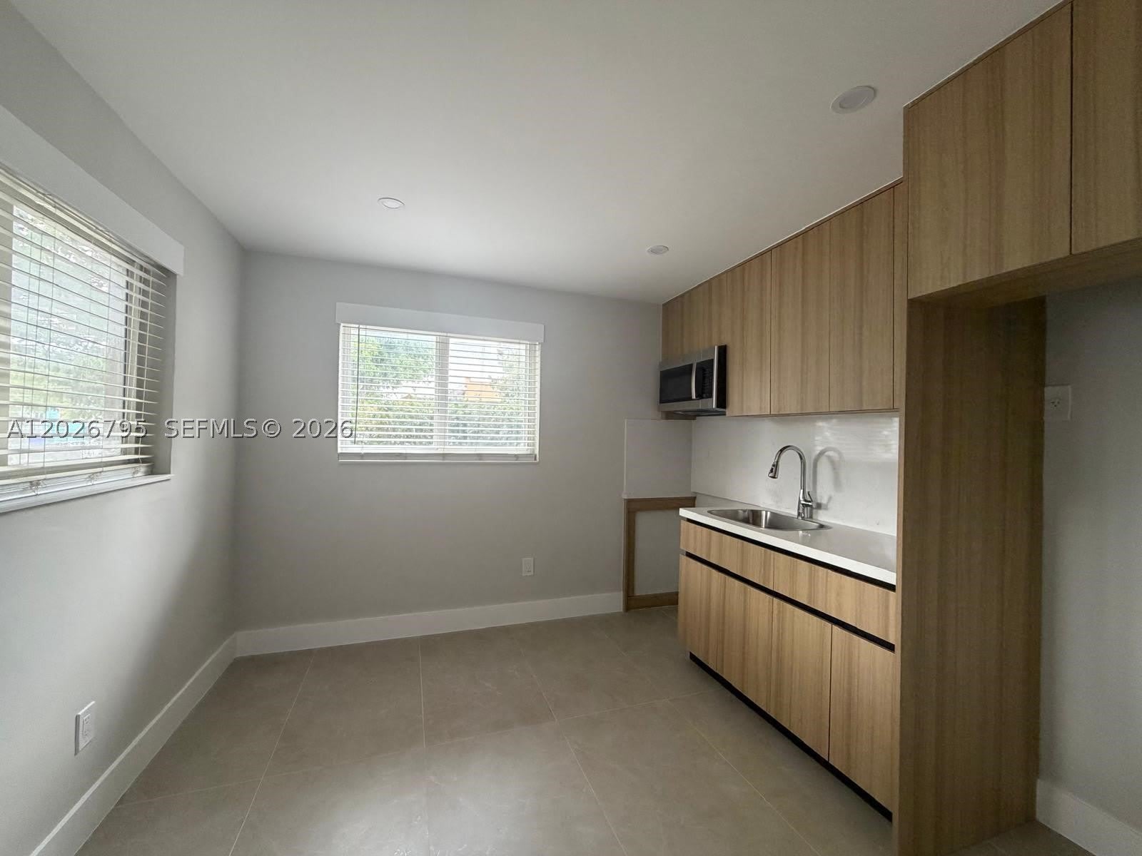 1844 NW 19th St – photo 5
