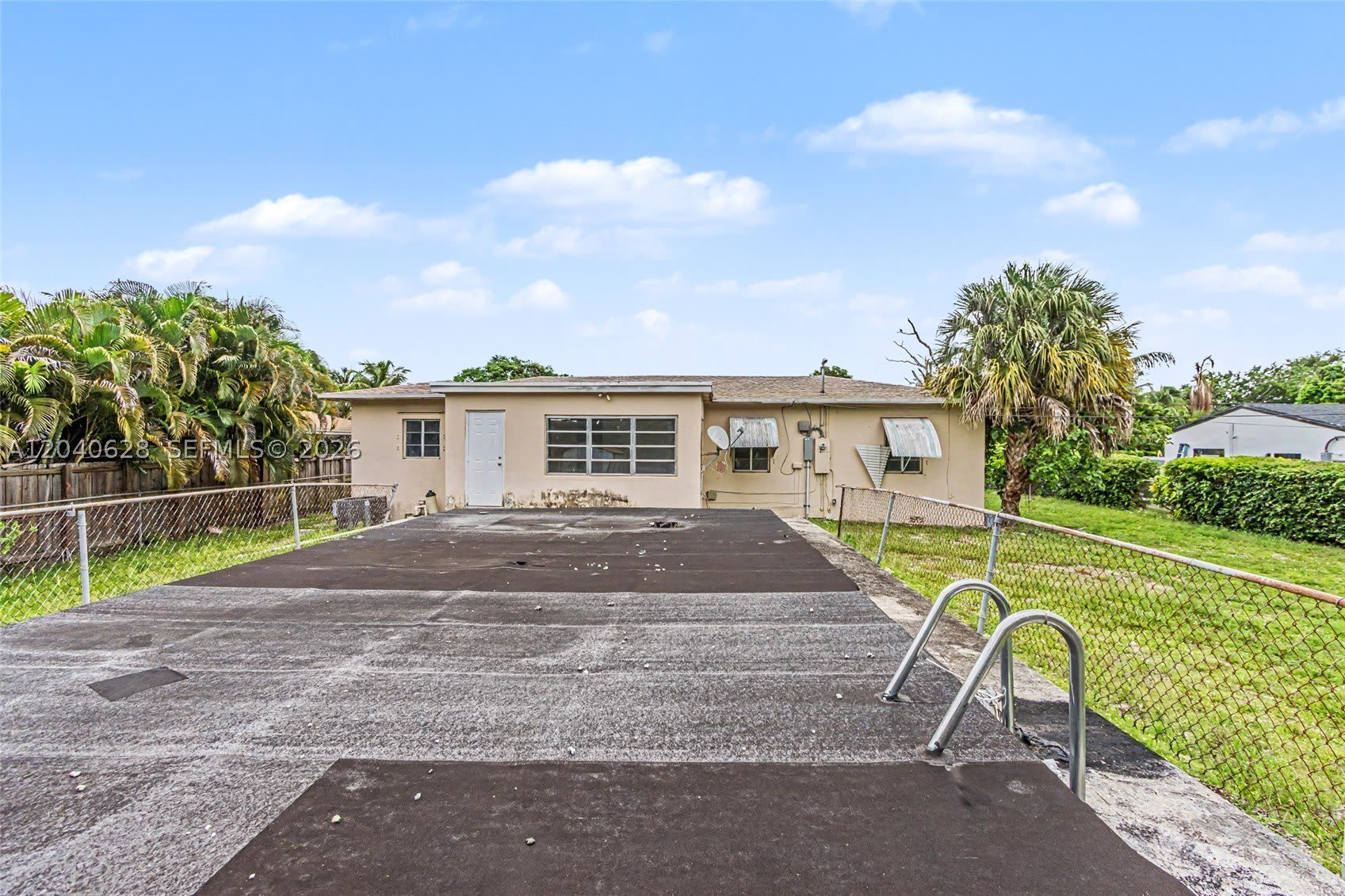 13020 NW 1st Ave – photo 5