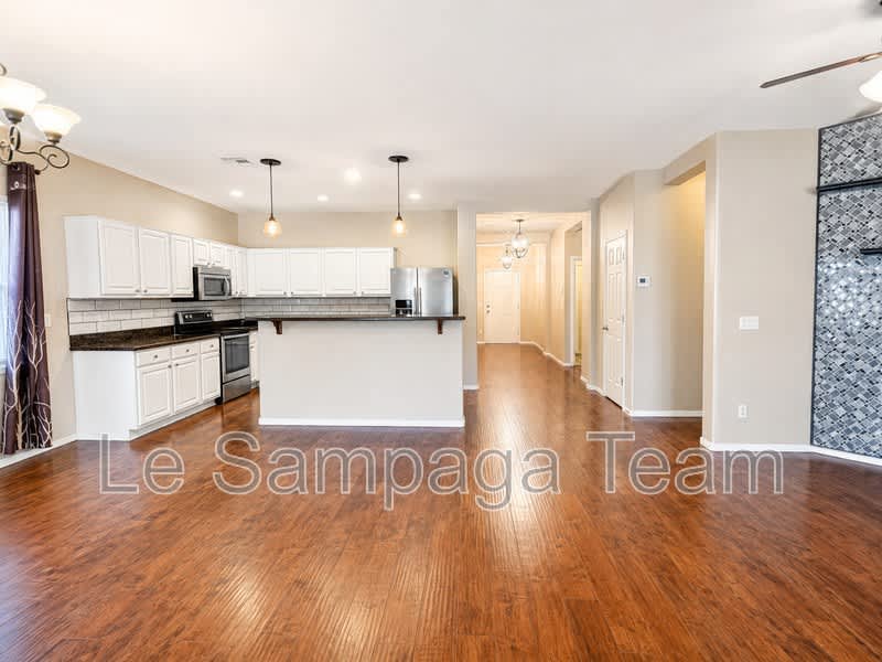 17636 W MAUI LN – photo 5