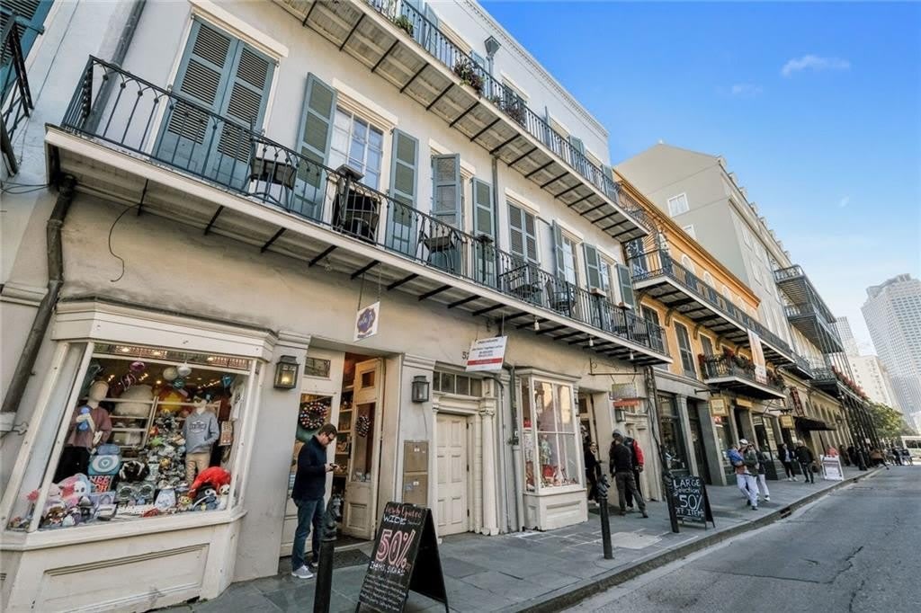 526 Royal Street 4 – photo 1