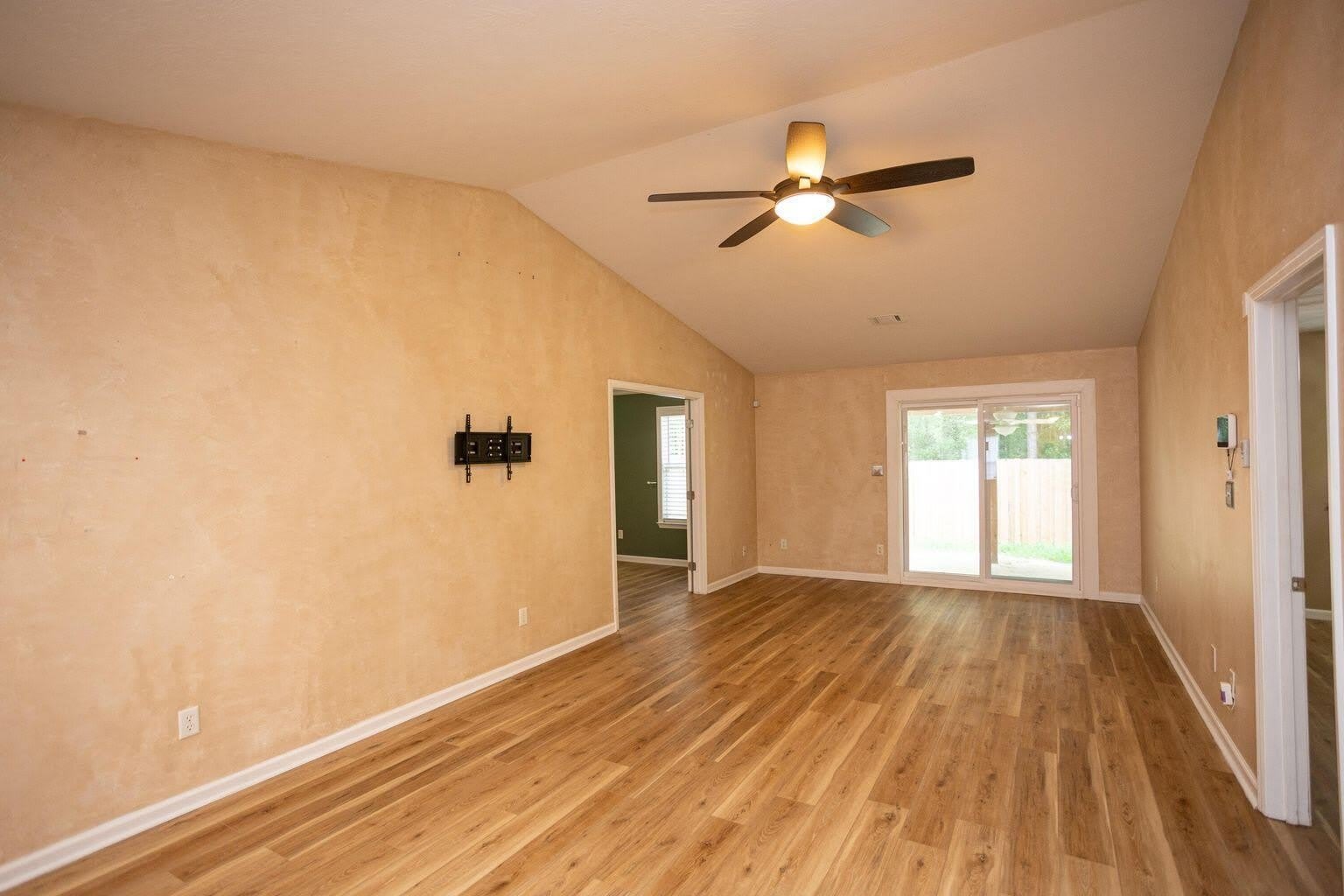 6053 Sanibel Drive – photo 3