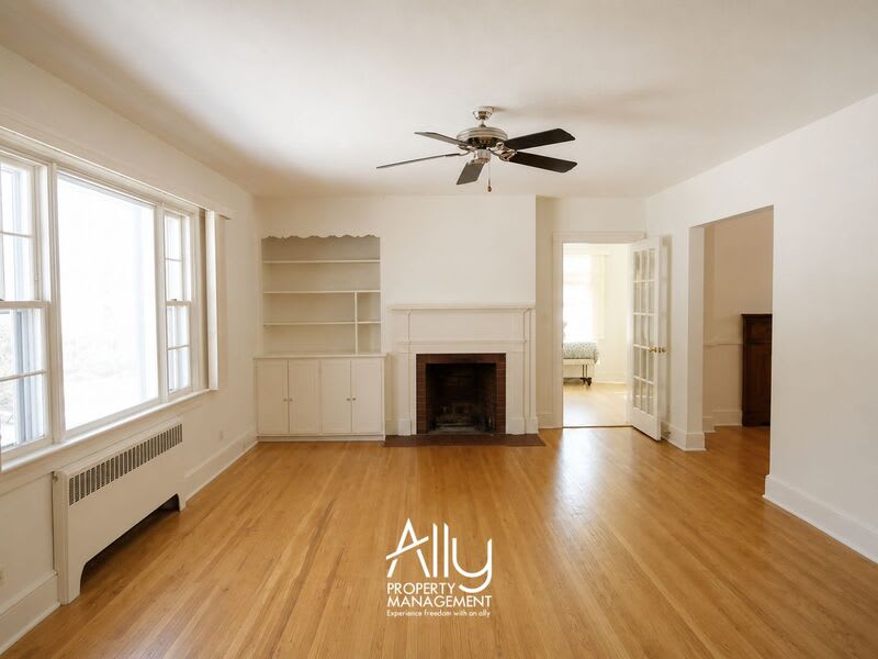 1605 Cambridge Circle – photo 5