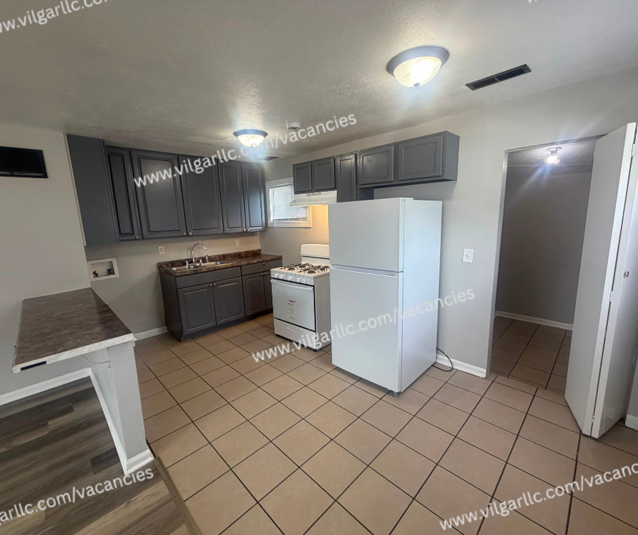 Very spacious 3 Bedroom • 1 Bathroom home. – photo 5