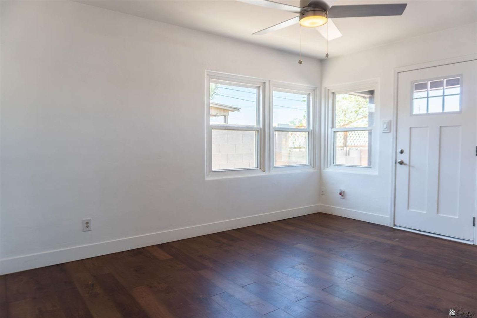 Remodeled 137 N Magnolia Ave – photo 3