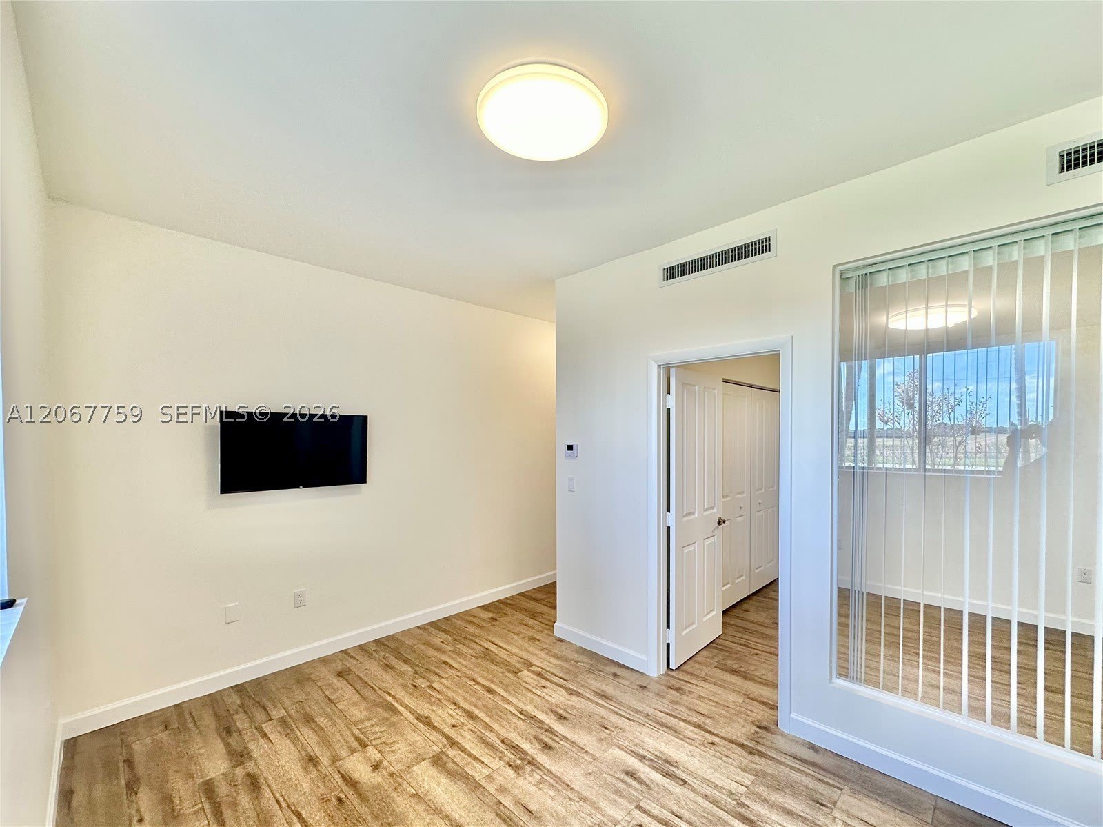 24390 SW 207th Ave – photo 1