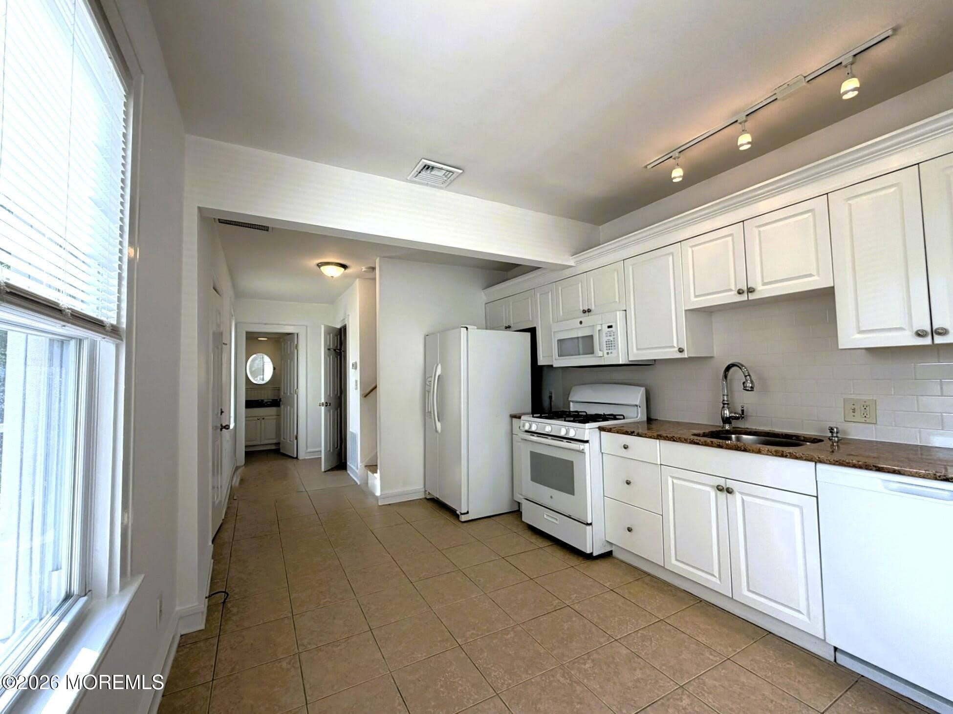 69 Dudley Street – photo 5