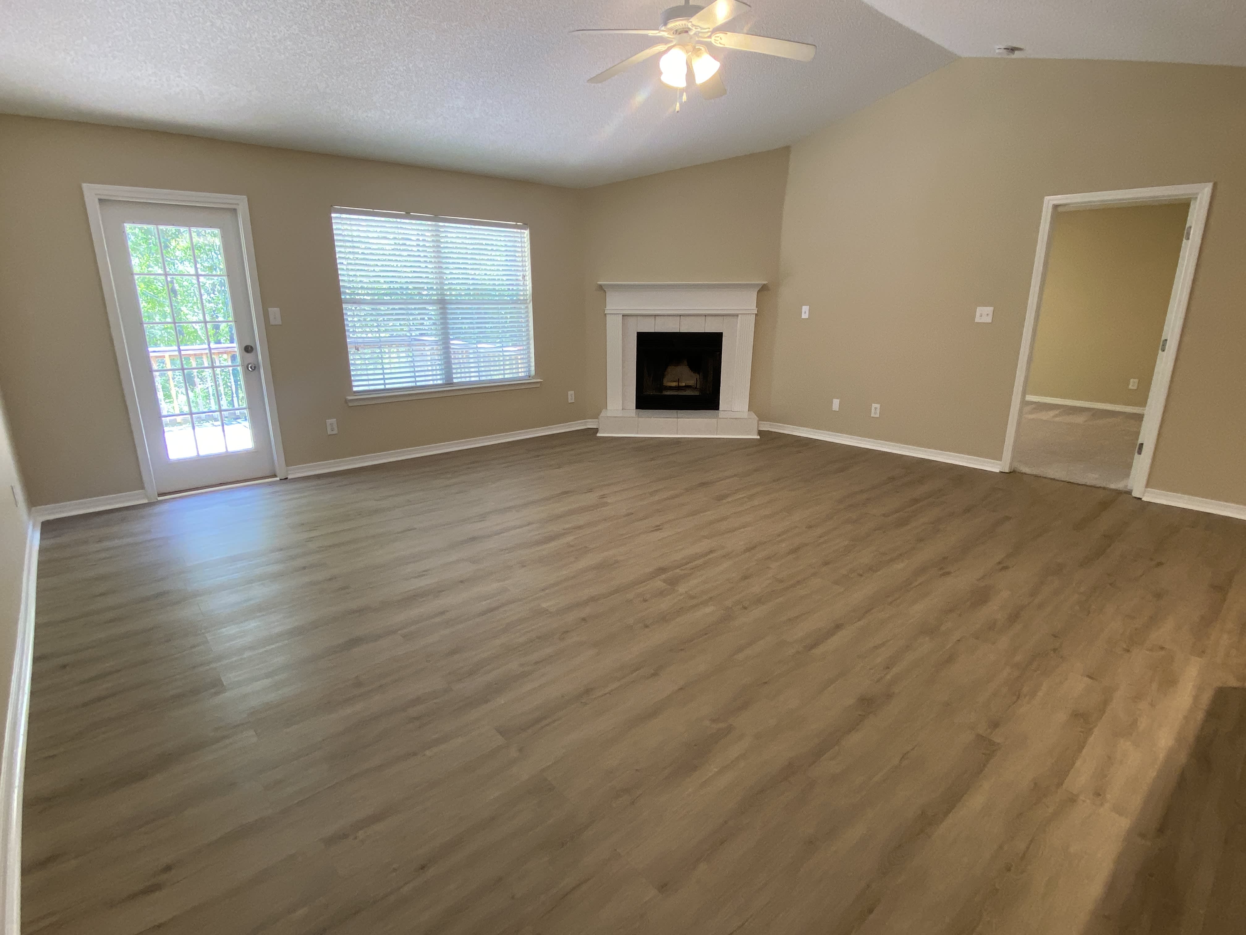 11815 Balsam Ct – photo 2