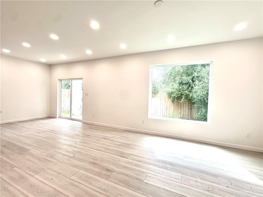 2711 Harmony Street – photo 4