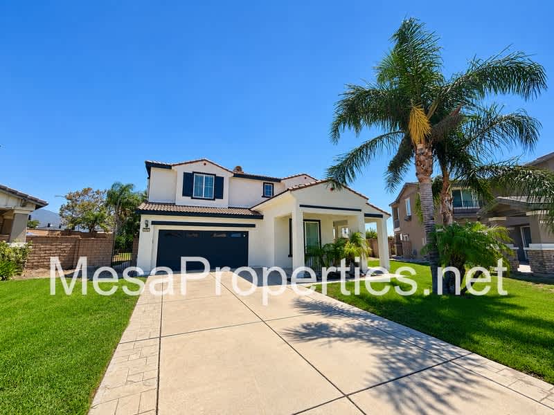 5729 Nutwood Place – photo 1