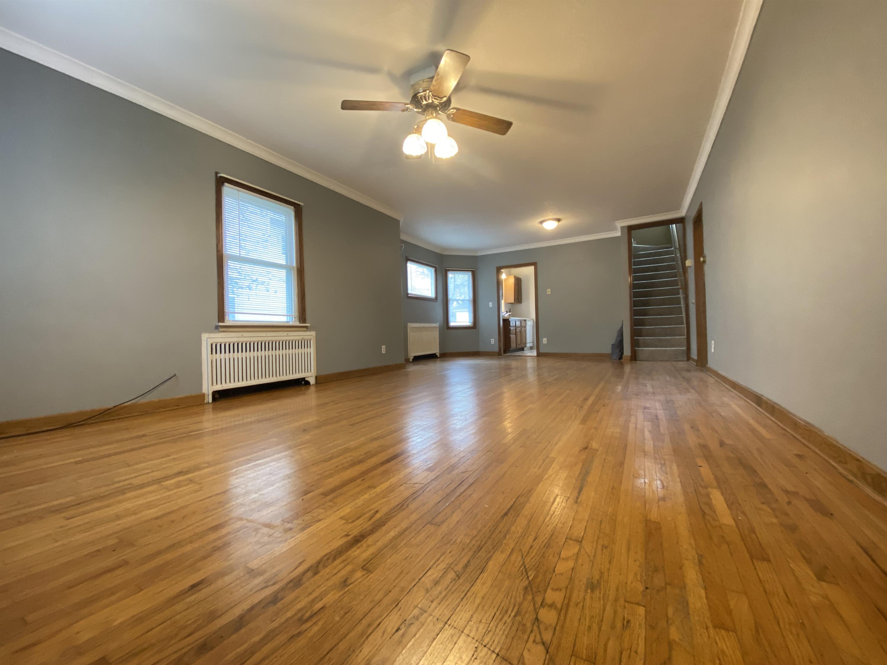 19 7th Avenue Northeast – photo 1