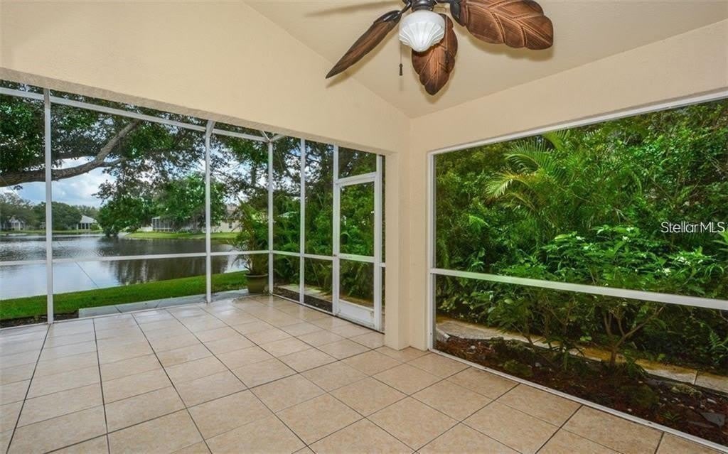 6227 YELLOWTOP Drive – photo 4