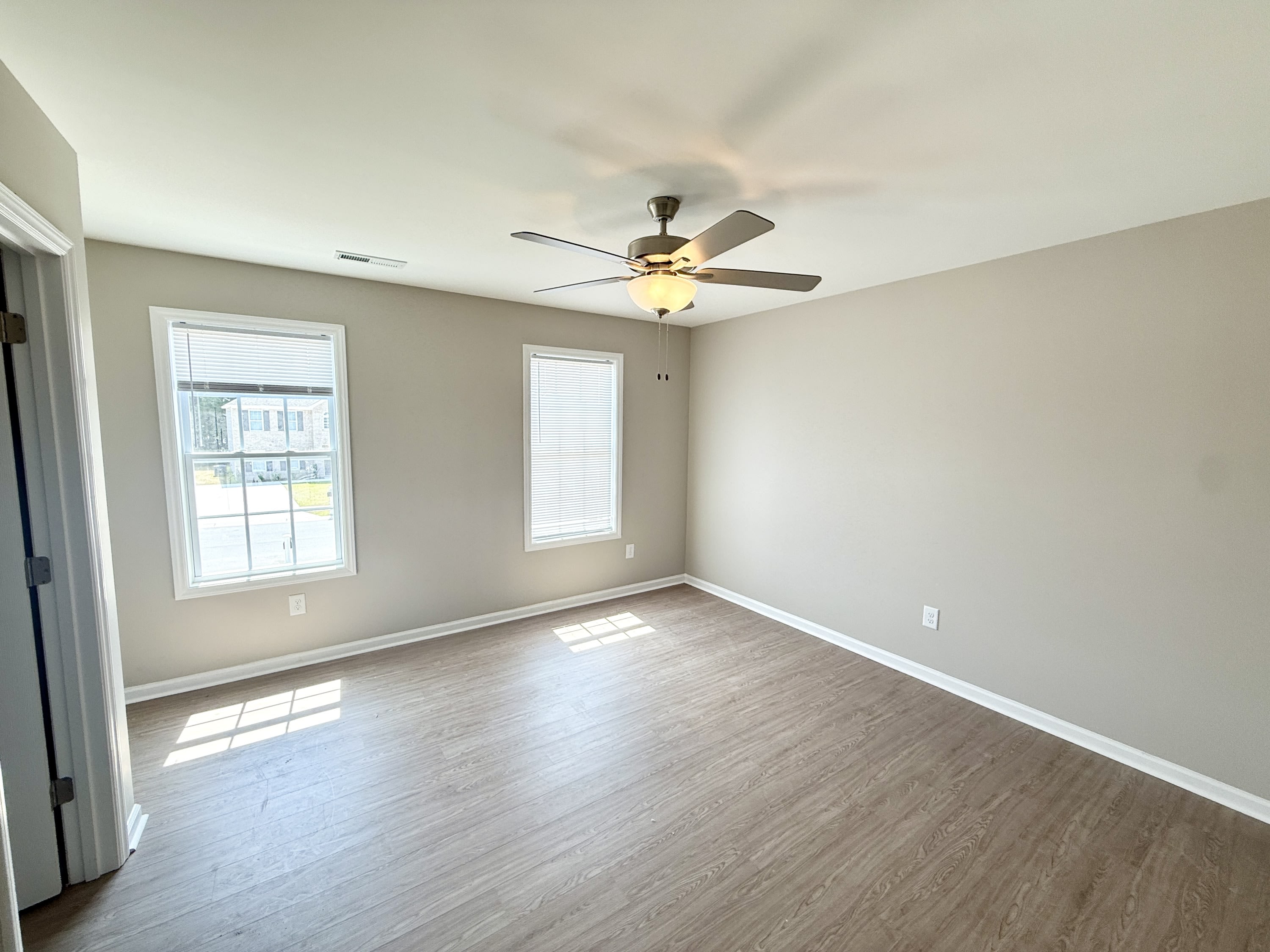 4033 Lucerne Court – photo 4