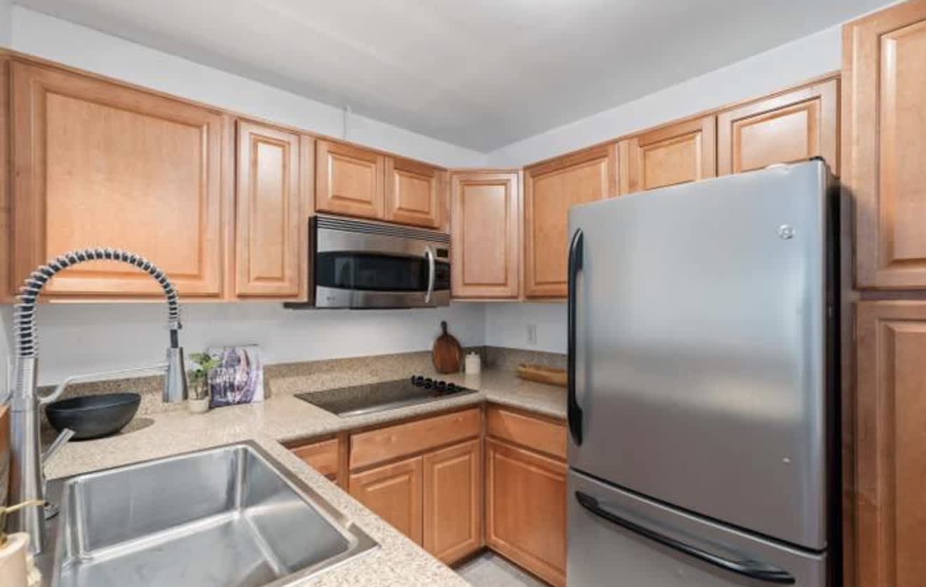 1801 Diamond St 302 – photo 4