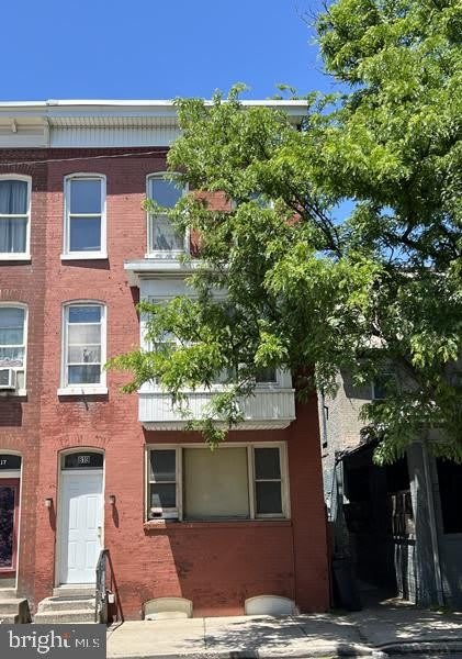 819 E Market Street – photo 1