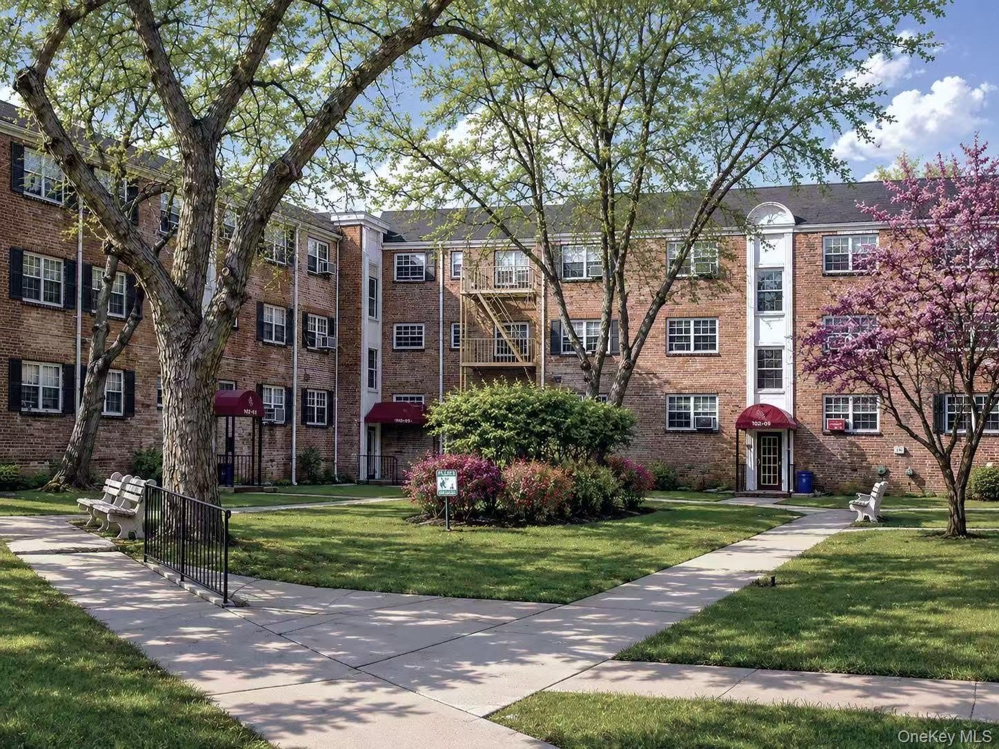 111-05 66th Avenue – photo 1