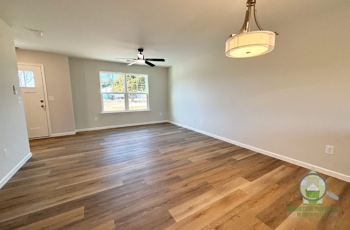 377 Echo Circle – photo 2