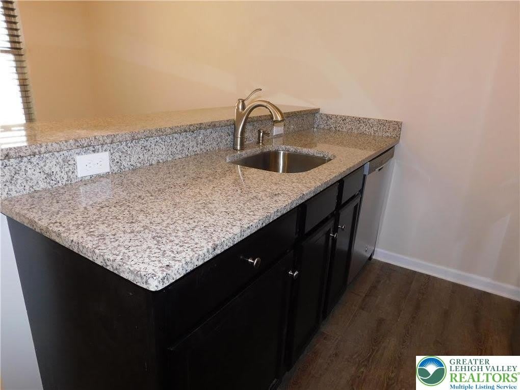 639 Linden Street – photo 4
