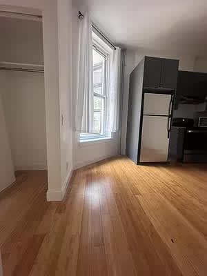227 E 14th St – photo 3