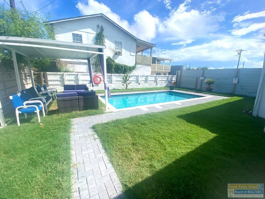 711 W South Shore – photo 3