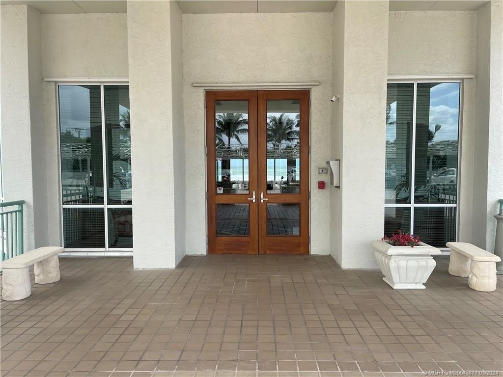 8600 S Ocean Drive – photo 2